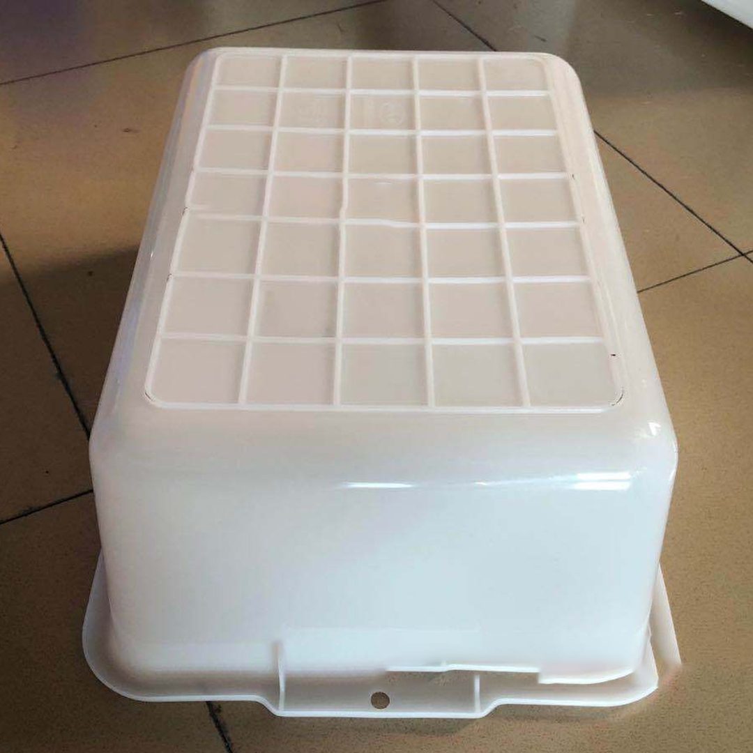 ?ถาดตะกร้าพลาสติกทึบสีขาวทรงสี่เหลี่ยม ตะกร้าเก็บของ เนื้อ PP PE แข็งแรงทนทาน Plastic tray